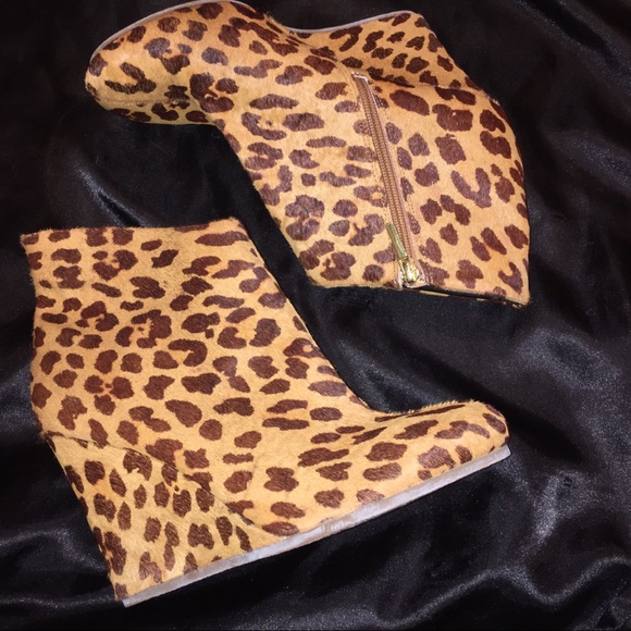Shoes - Cheetah Wedges